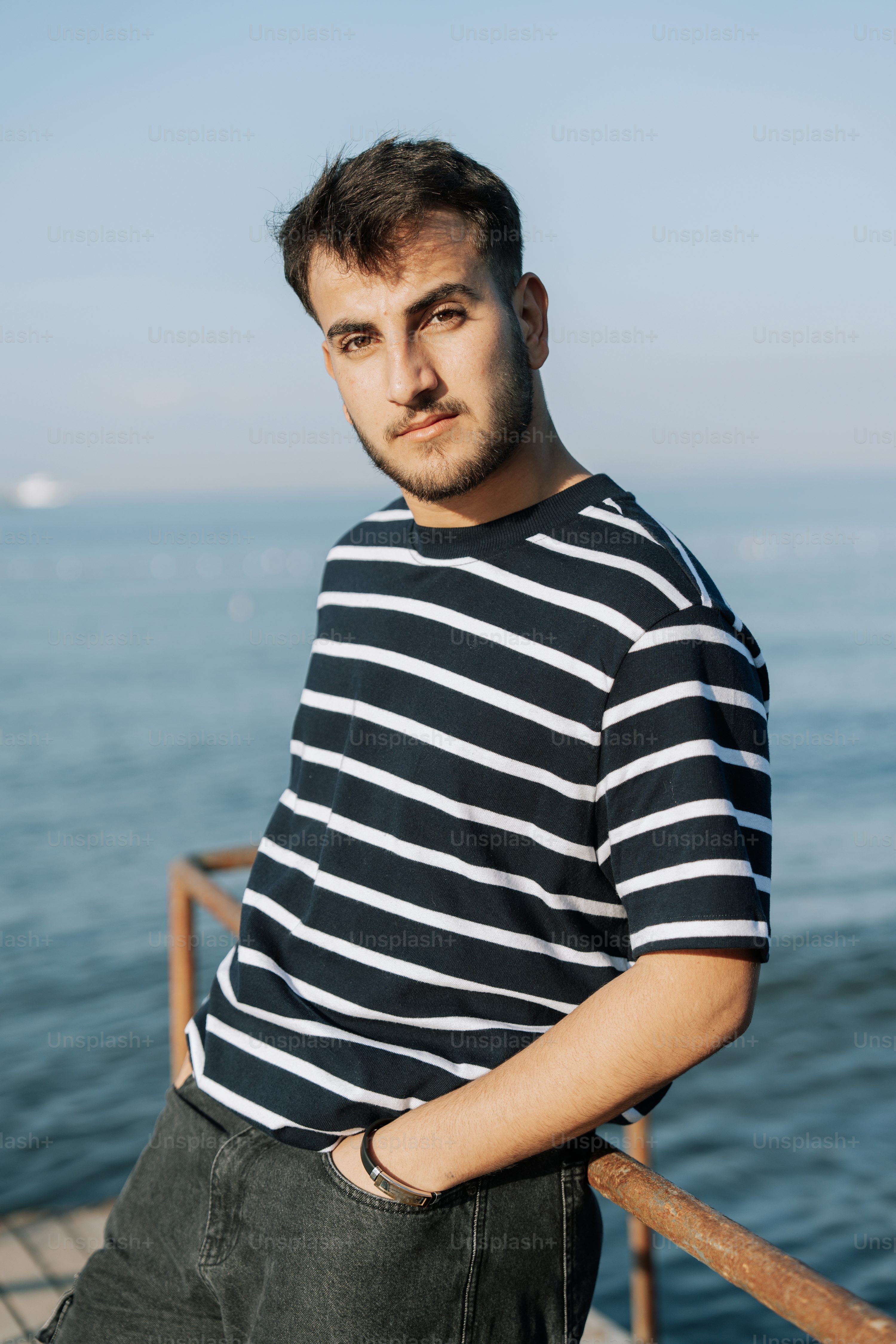 Elliot Klein Profile Picture